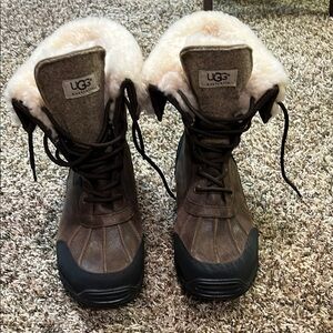 UGG Brown Winter Boots with Waterproofing Thick Rubber Sole and Fluffy Lining
